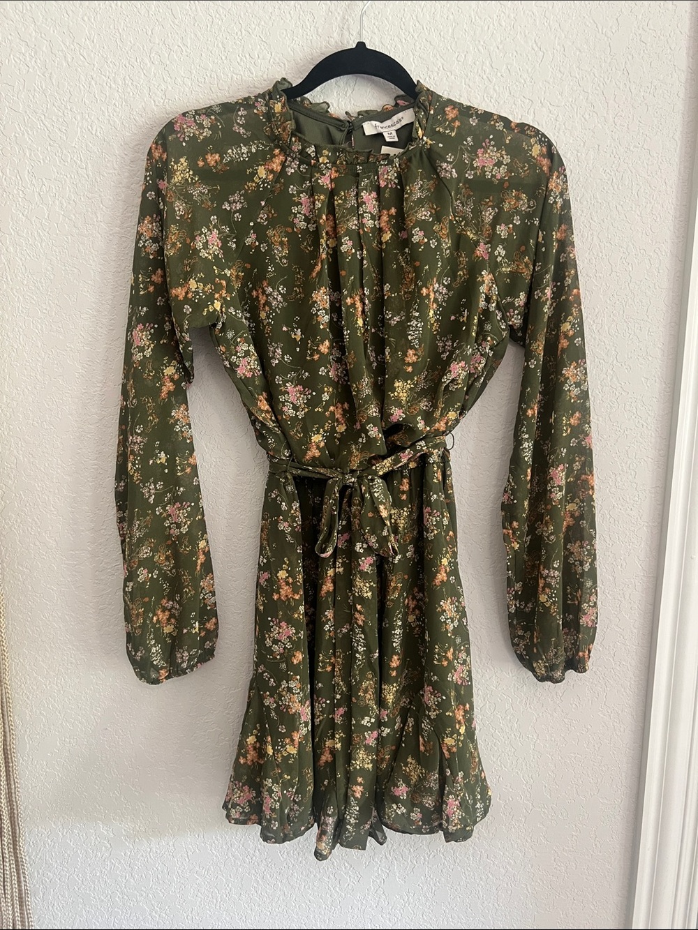Francesca's Collections Olive Green Floral Mini Dress